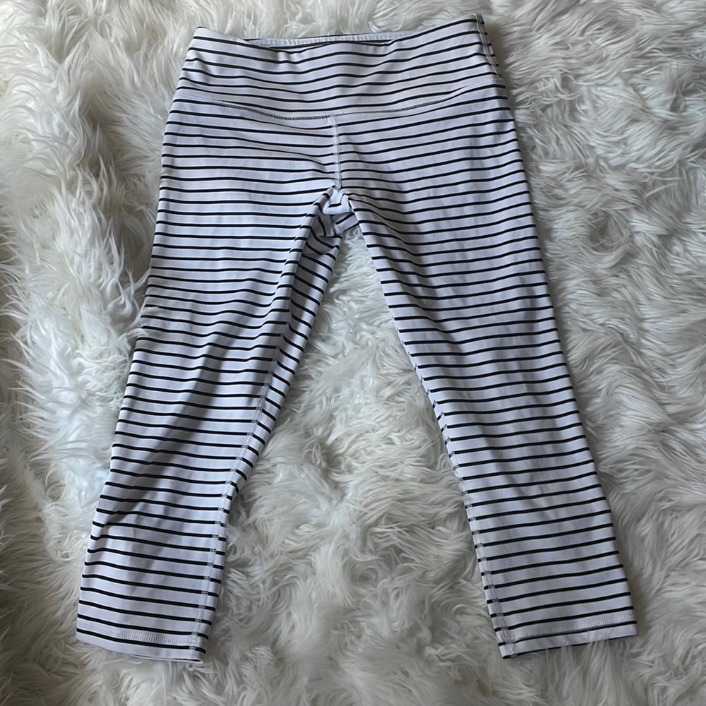🧘🏼‍♀️Scorpio sol yoga pants 🧘🏼‍♀️